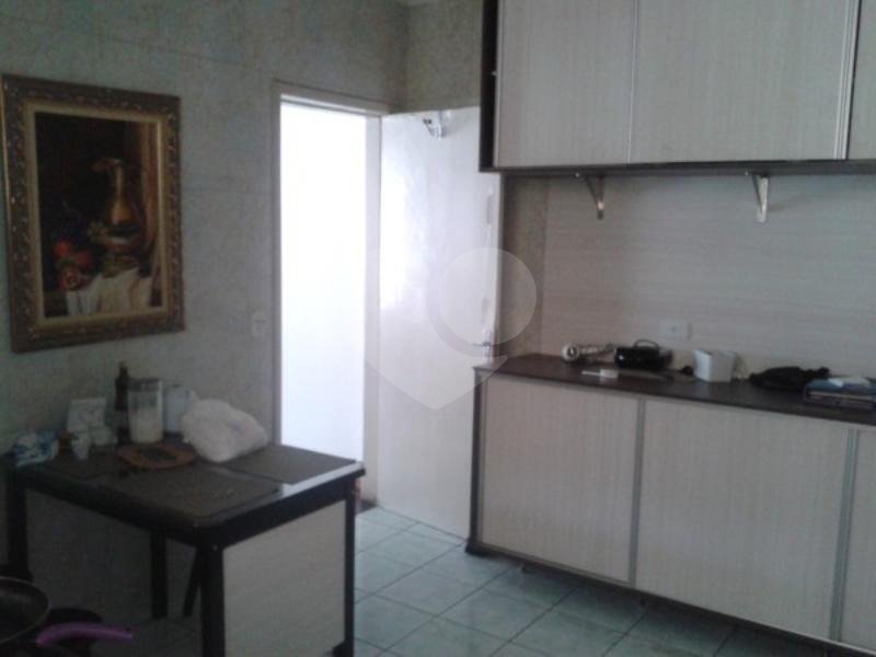 Casa à venda com 3 quartos, sendo 1 suíte, em Jardim Oriental, São Paulo, SP