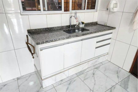 Sobrado à venda com 3 quartos, sendo 1 suíte, em Nova Petrópolis, São Bernardo do Campo, SP