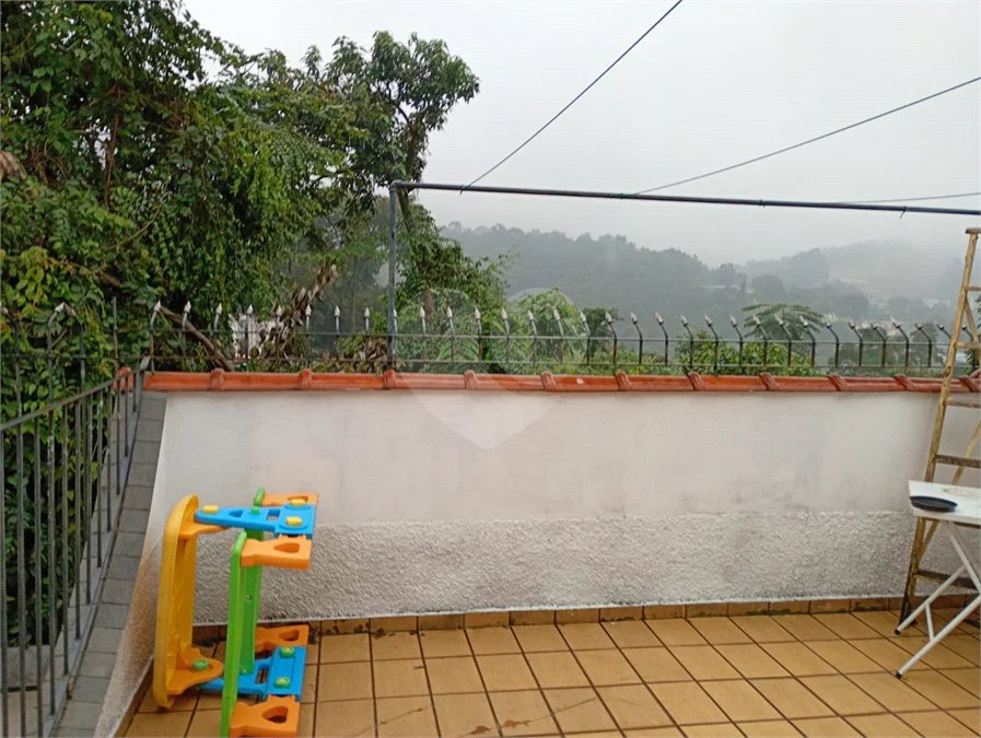 Sobrado à venda ou para alugar com 3 quartos, sendo 1 suíte, em Horto, São Paulo, SP