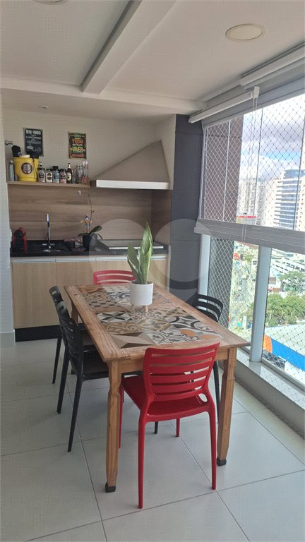 Apartamento à venda com 2 suítes em Vila Scarpelli, Santo André, SP