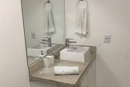 Apartamento para alugar com 2 quartos, sendo 1 suíte,  em Vila Olímpia, São Paulo, SP
