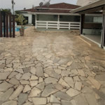Casa à venda com 5 quartos, sendo 1 suíte, no Centro, Bom Jesus dos Perdões, SP