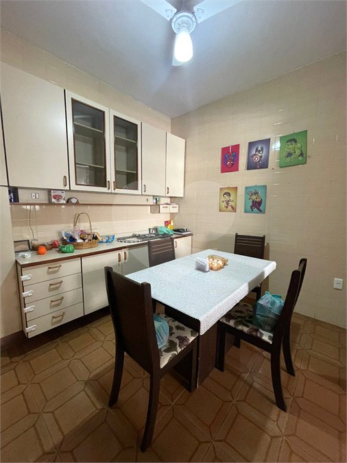Casa Térrea à venda com 5 quartos, sendo 2 suítes, em Campo Grande, Rio de Janeiro, RJ
