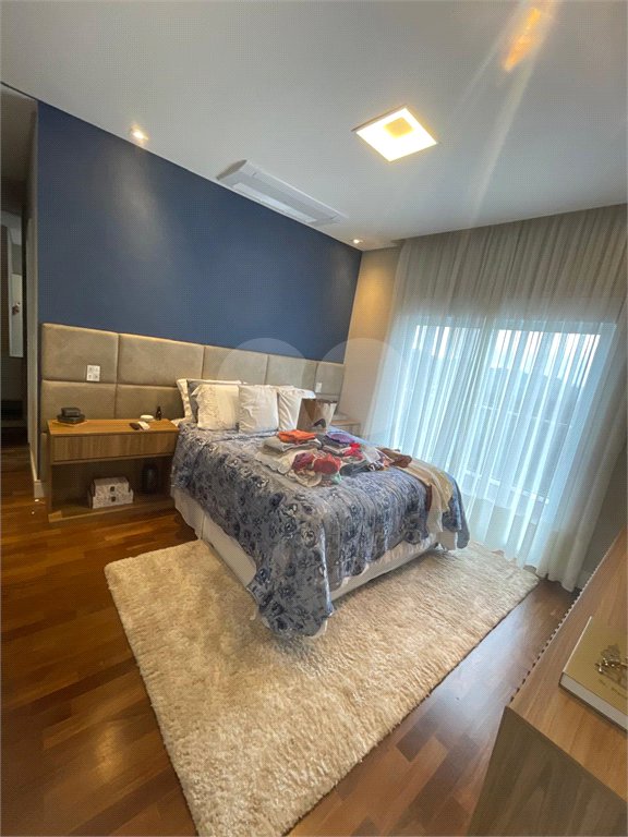 Casa à venda com 3 suítes no condomínio Hills, Arujá - SP