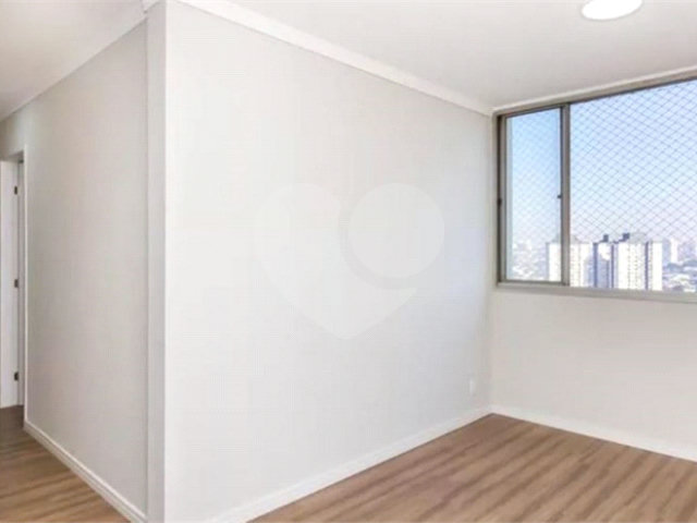 Apartamento à venda com 3 quartos, sendo 1 suíte,  em Parque Novo Mundo, São Paulo, SP