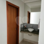 Casa à venda com 4 quartos, sendo 3 suítes, no condomínio Terras de Mont Serrat, Salto - SP