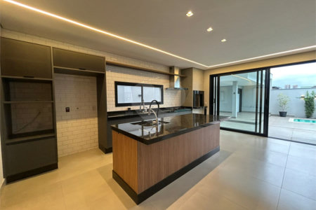 Casa à venda com 3 suítes no condomínio Lago da Boa Vista, Sorocaba - SP