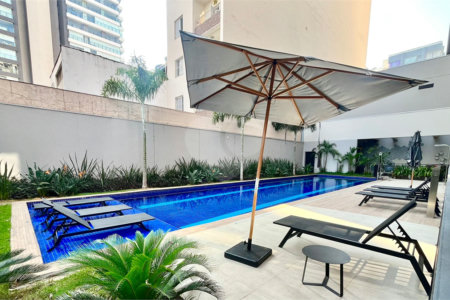 Apartamento à venda ou para alugar com 1 suíte em Pinheiros, São Paulo, SP