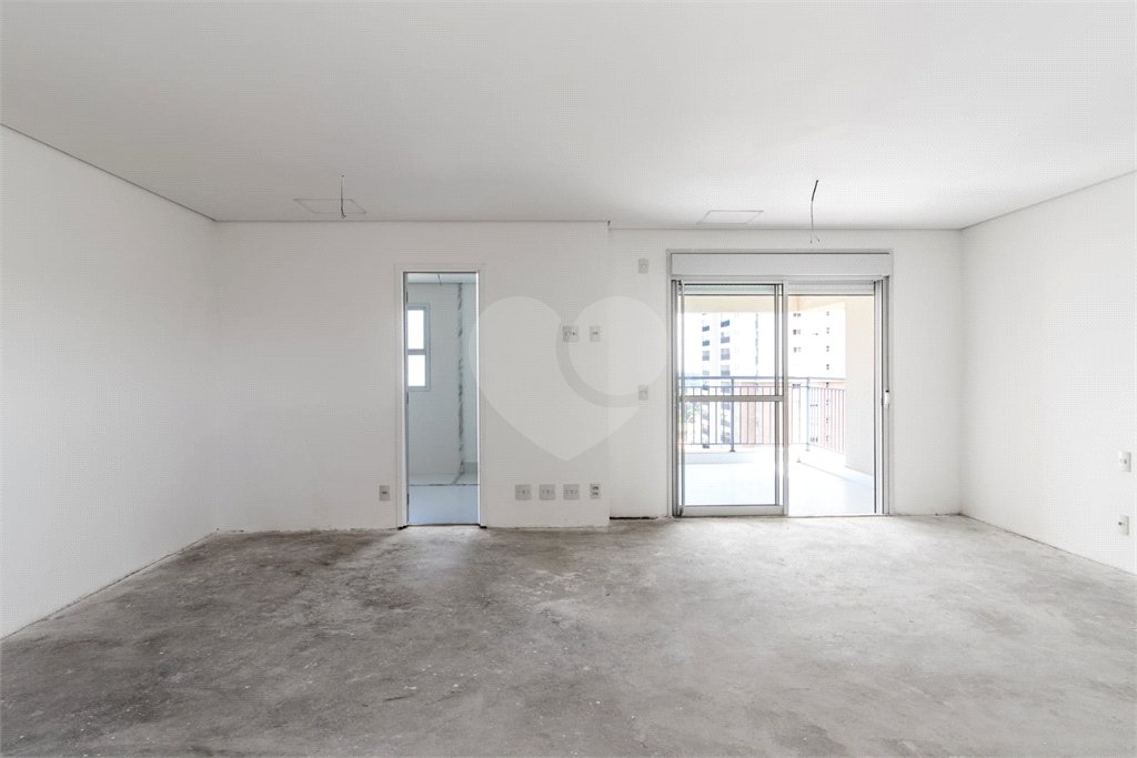 Triplex à venda com 4 suítes em Anhangabaú, Jundiaí, SP