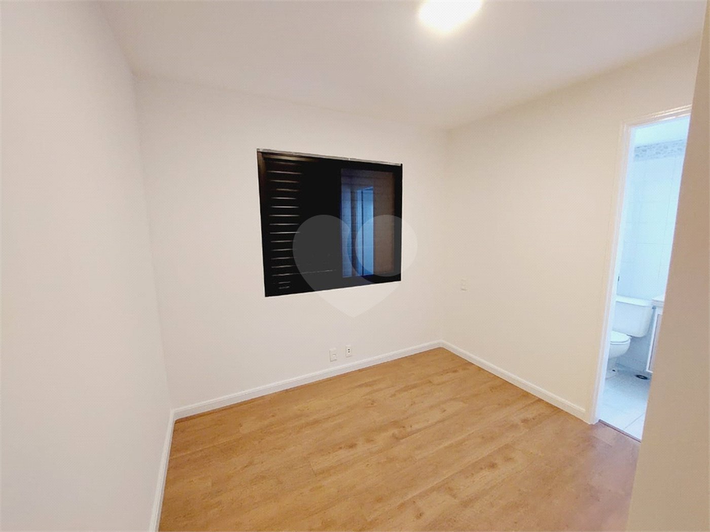 Apartamento à venda com 4 quartos, sendo 2 suítes,  em Alto da Lapa, São Paulo, SP