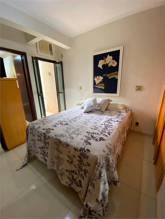 Apartamento à venda com 3 quartos, sendo 1 suíte,  em Jardim Irajá, Ribeirão Preto, SP