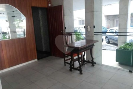 Apartamento à venda com 2 quartos em São Cristóvão, Rio de Janeiro, RJ