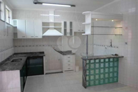 Casa térrea no Centro