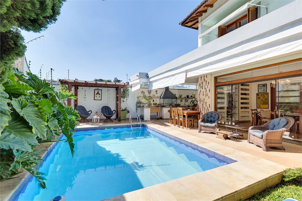 Casa à venda com 4 suítes no condomínio Fontana Verde, São Paulo - SP