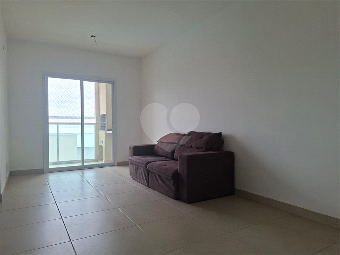 Apartamento à venda ou para alugar com 3 quartos, sendo 1 suíte, em Vila Macia, Itapetininga, SP