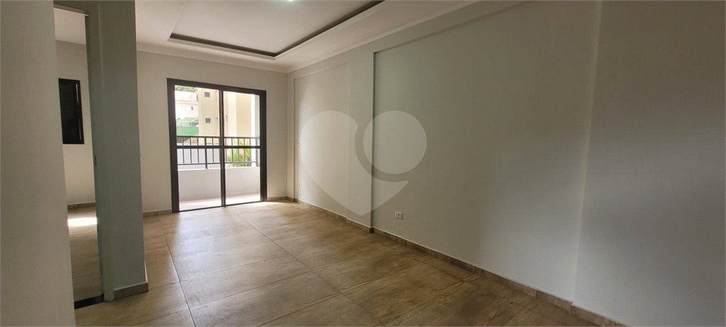 Apartamento para alugar com 2 quartos, sendo 1 suíte, em Jardim Carambeí, São Roque, SP