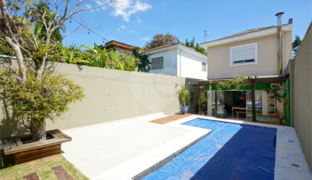 Casa à venda com 3 quartos, sendo 1 suíte,  em Brooklin, São Paulo, SP