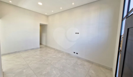 Casa à venda com 3 quartos, sendo 1 suíte,  em Residencial Lago dos Ipês, Itapetininga, SP