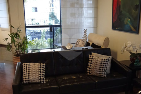 Apartamento à venda com 4 quartos, sendo 3 suítes, em Perdizes, São Paulo, SP