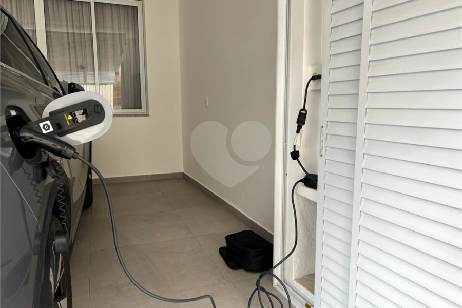 Casa à venda com 3 suítes em Santana, São Paulo, SP