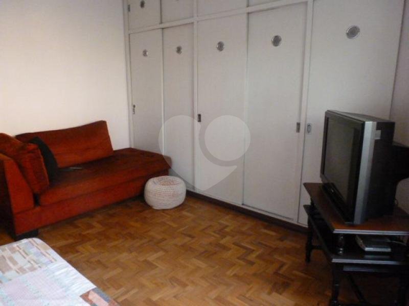 Casa Térrea à venda com 3 quartos, sendo 1 suíte, em Caxingui, São Paulo, SP