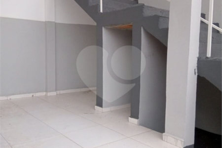 Casa à venda com 2 quartos, sendo 1 suíte, no Centro, Mairinque, SP