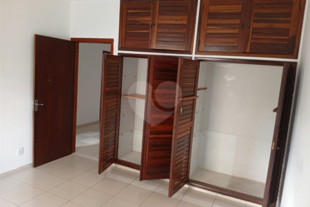 Casa para alugar com 9 quartos, sendo 3 suítes, em Jardim Panorama, Sorocaba, SP