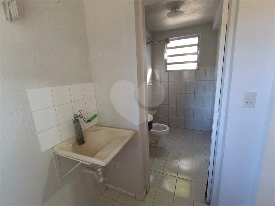 Chácara à venda com 4 quartos, sendo 1 suíte, em Vila Vilma (mailasqui), São Roque, SP