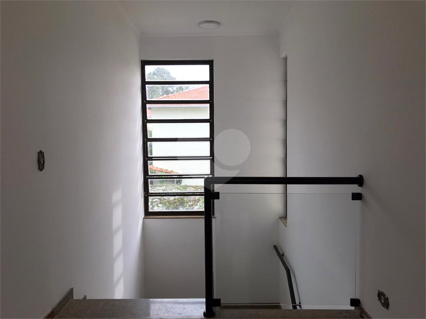 Sobrado à venda com 4 quartos, sendo 3 suítes, em Alto da Boa Vista, São Paulo, SP