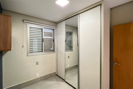 Apartamento à venda com 3 quartos, sendo 1 suíte, no Centro-norte, Cuiabá, MT