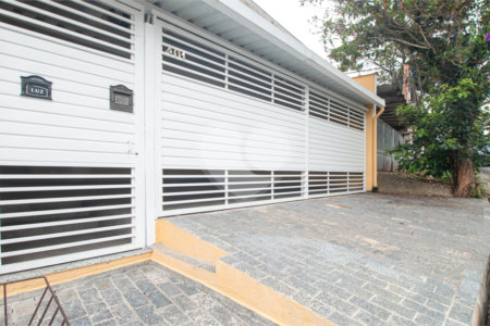 Sobrado à venda com 4 quartos, sendo 1 suíte, em Jardim Peri Peri, São Paulo, SP