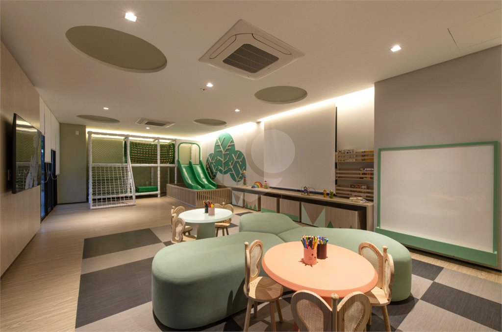 Apartamento à venda com 3 suítes em Belenzinho, São Paulo, SP