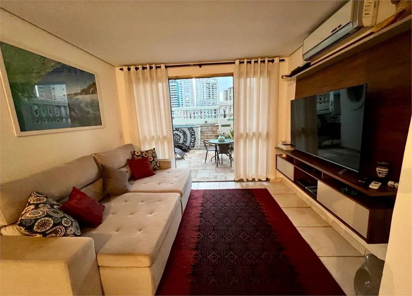 Apartamento à venda com 3 quartos, sendo 1 suíte,  em Vila Andrade, São Paulo, SP