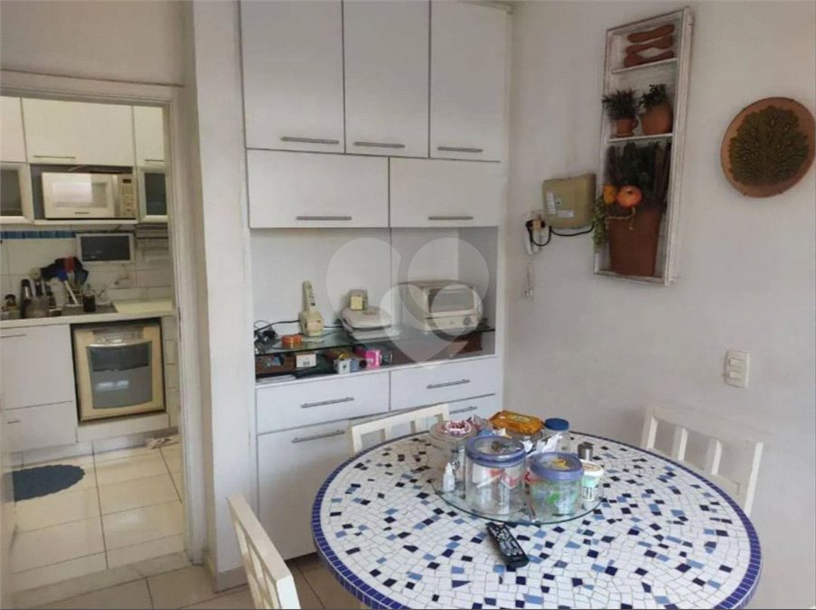 Apartamento à venda com 4 quartos, sendo 2 suítes, em Cosme Velho, Rio de Janeiro, RJ