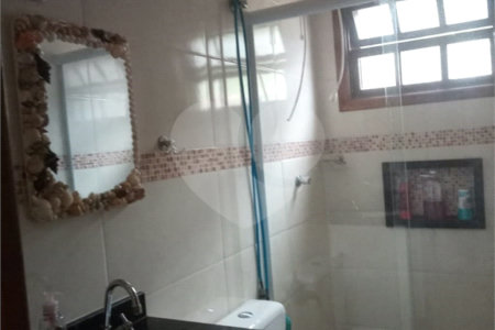 Casa à venda com 2 quartos em Jardim Savoy, Itanhaém, SP