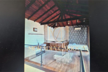 Casa à venda com 4 suítes em Jardim Peró, Cabo Frio, RJ