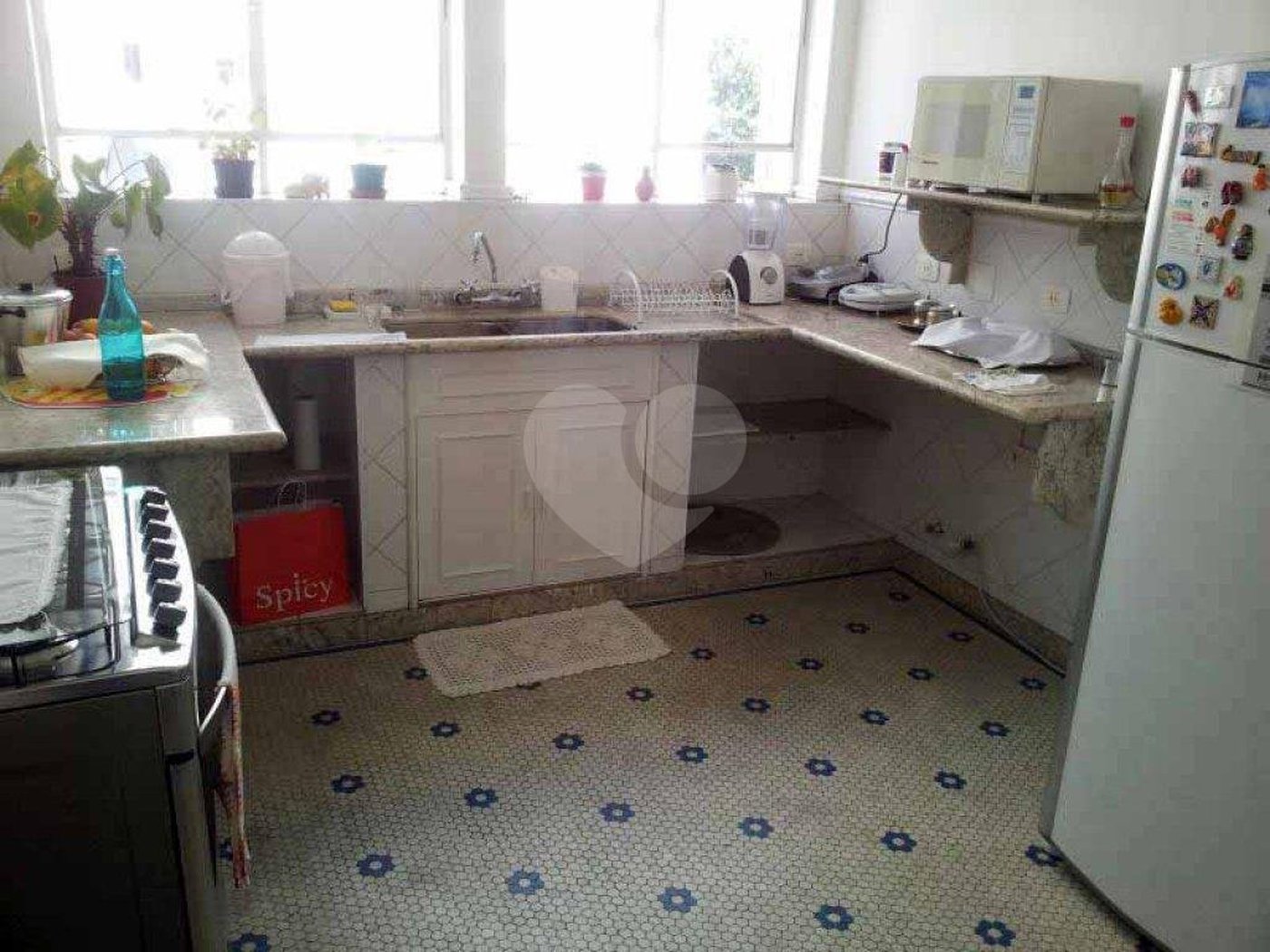 Apartamento à venda com 3 quartos, sendo 1 suíte,  em Bela Vista, São Paulo, SP