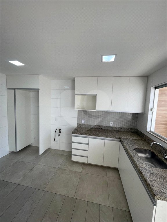 Casa à venda com 3 quartos, sendo 1 suíte, no condomínio Residencial Green Ville, Rio de Janeiro - RJ