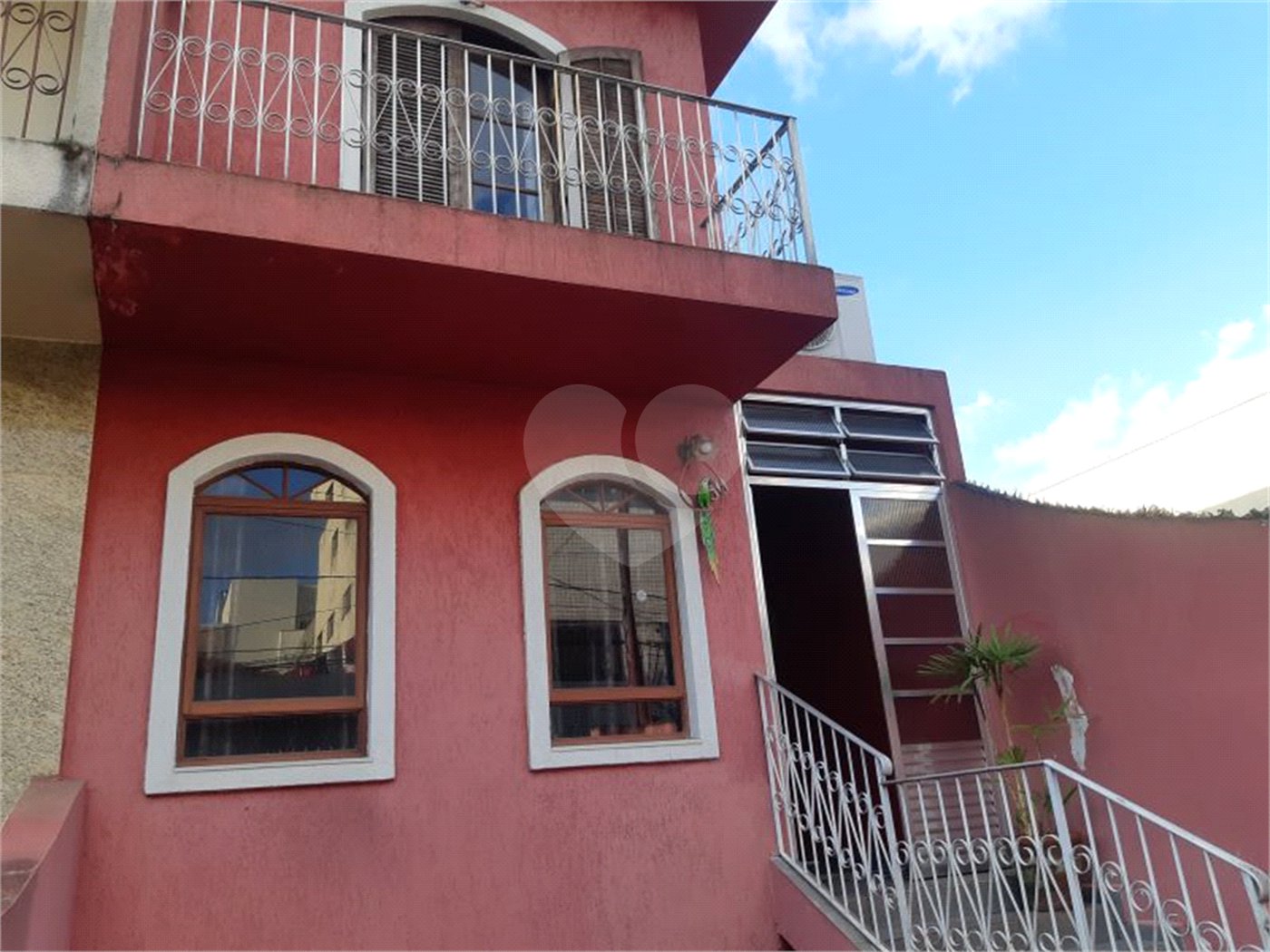 Sobrado à venda com 3 quartos, sendo 1 suíte, em Jardim Cachoeira, São Paulo, SP