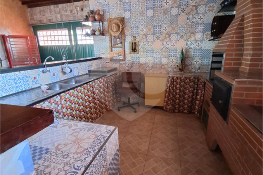 Sobrado à venda com 3 quartos em Tremembé, São Paulo, SP