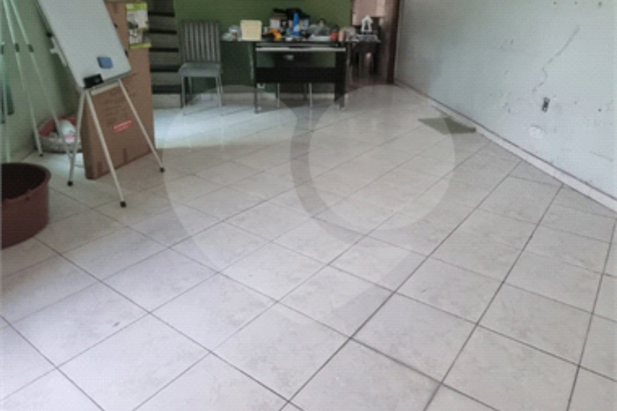 Sobrado à venda com 3 quartos em Vila Gustavo, São Paulo, SP