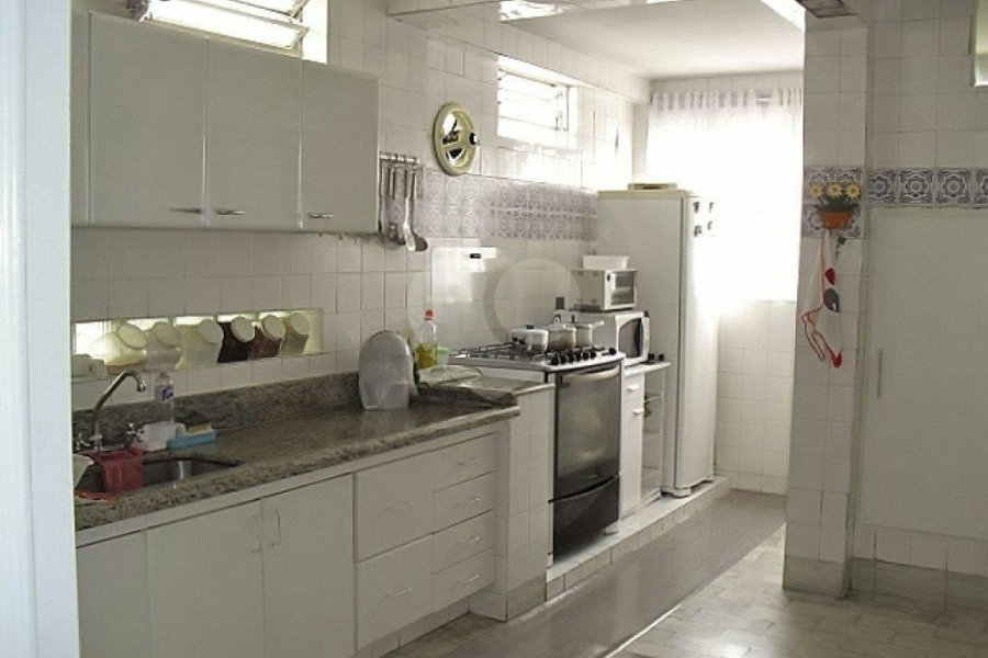 Sobrado à venda com 4 quartos, sendo 1 suíte, em Jardim São Paulo(zona Norte), São Paulo, SP