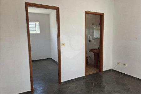 Casa à venda com 3 quartos, sendo 2 suítes, em Vila Helena, Atibaia, SP