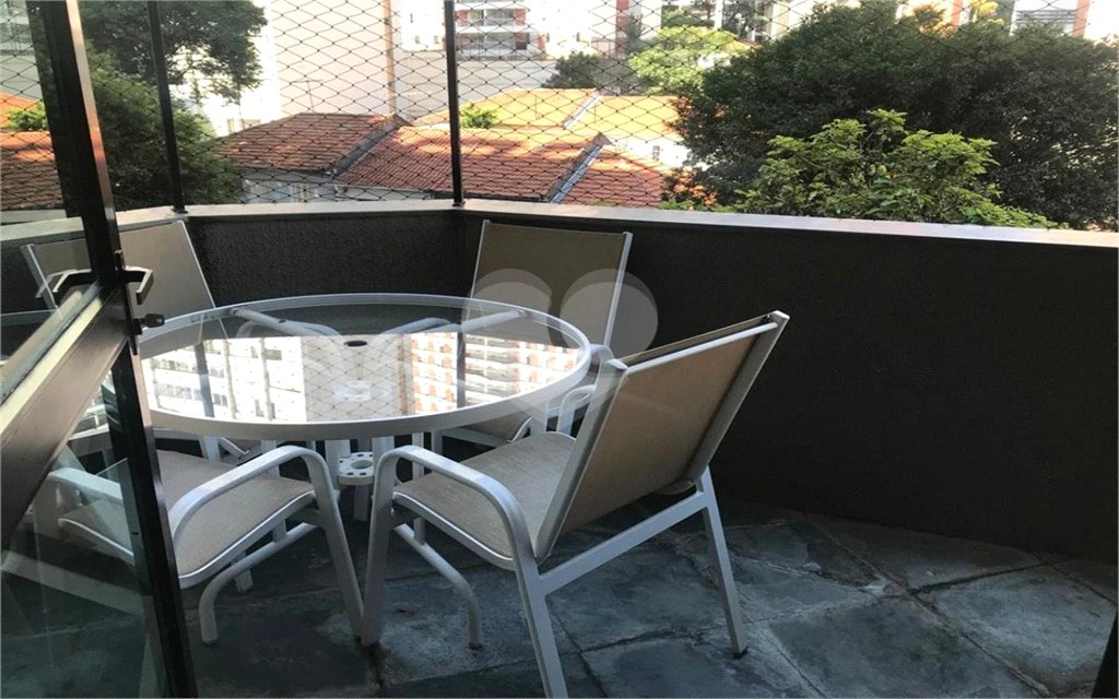 Apartamento à venda com 4 quartos, sendo 2 suítes, em Cerqueira César, São Paulo, SP