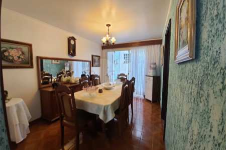 Sobrado à venda com 3 quartos, sendo 1 suíte,  em Jardim Rizzo, São Paulo, SP