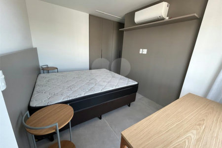 Apartamento à venda com 3 suítes em Santo Amaro, São Paulo, SP