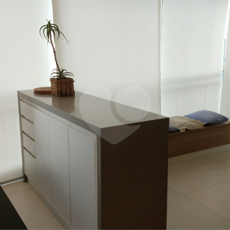 Apartamento à venda com 3 suítes em Jardim Caboré, São Paulo, SP