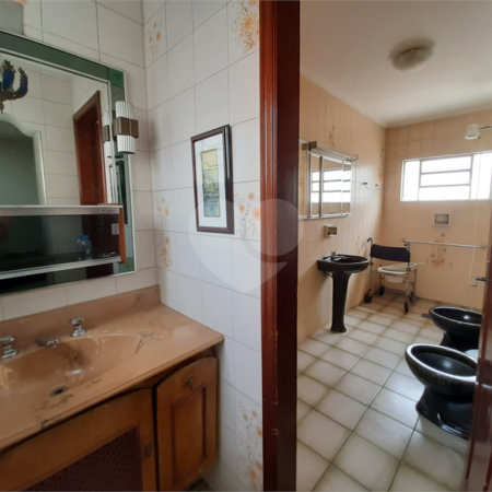 Sobrado à venda com 5 quartos, sendo 2 suítes, em Jardim Japão, São Paulo, SP
