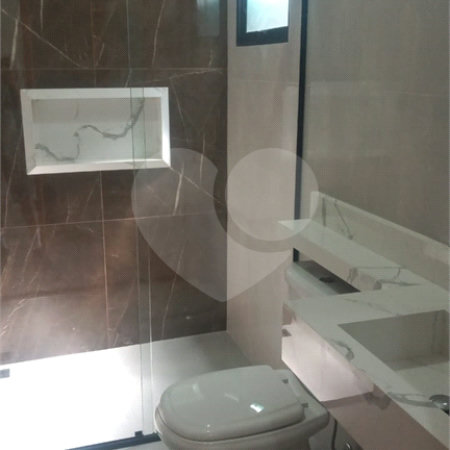 Casa Térrea à venda com 3 quartos, sendo 1 suíte,  no Centro, Bom Jesus dos Perdões, SP