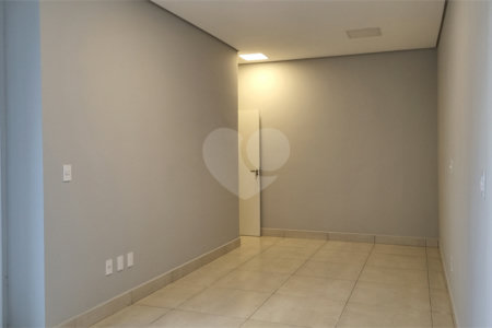 Casa Térrea à venda com 3 suítes em Jardim Residencial Viena, Indaiatuba, SP
